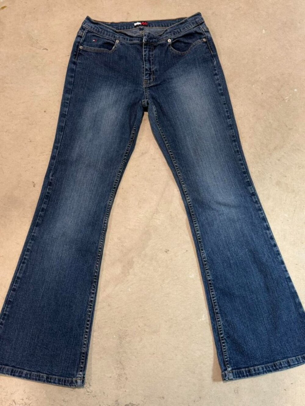 Tommy Hilfiger Women's Blue and Navy Jeans